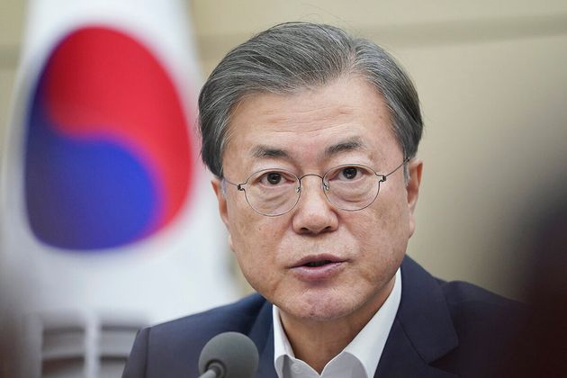 문재인 지지율 탄핵시위 광복절 부동산정책 세월호방명록 대통령임기 아버지 부인 아내 결혼 김정숙 자녀 딸 아들 졸음