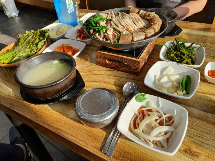  [부산송도해수욕장맛집] 물놀이 이후에 뜨끈한 국물!_송도 돼지국밥