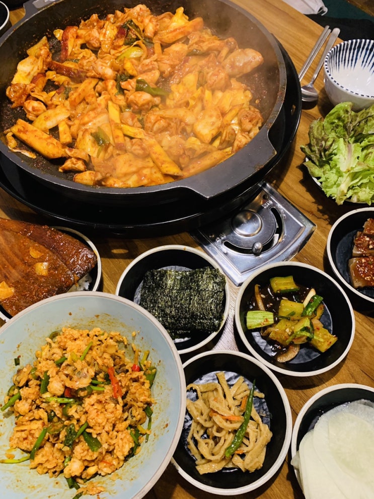  독산동 현대지식산업센터 맛집 "강촌식당" 닭갈비+꼬막비빔밥