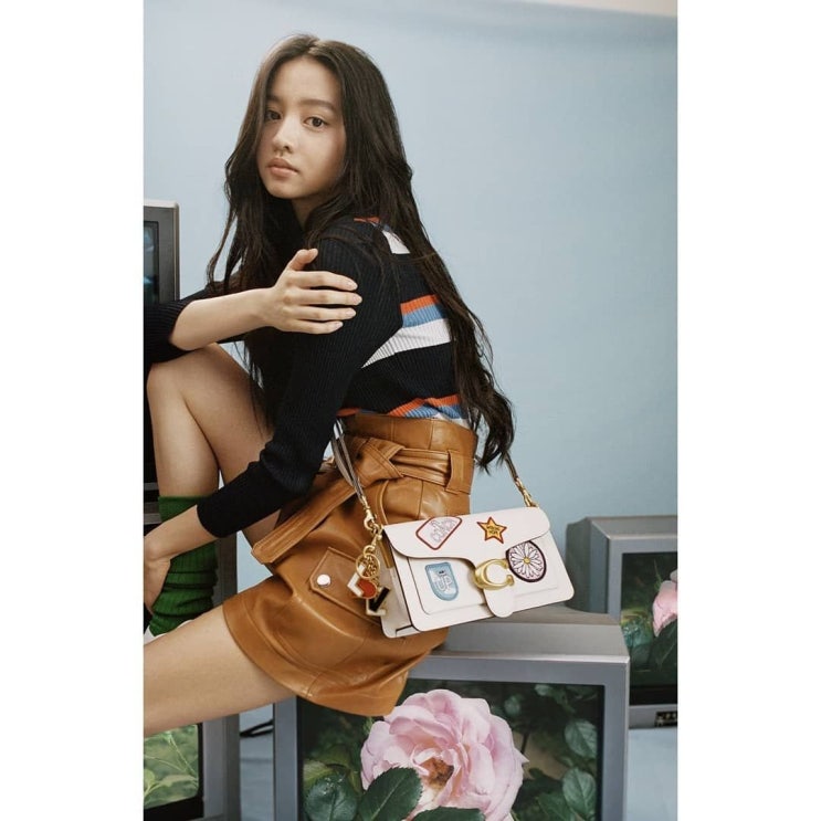 코치랑 콜라보로 디자인 한 기무라 타쿠야 딸 코우키 코치랑 콜라보로 디자인 한 기무라 타쿠야 딸 코우키