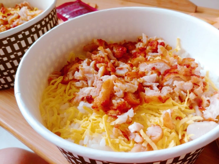 한솥 빅치킨마요 할인해서 먹은 후기 한솥 빅치킨마요 할인해서 먹은 후기