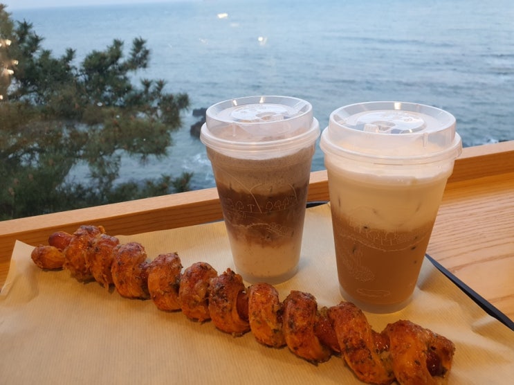  울산 정자카페 추천 우가포커피(UGAPO COFFEE)