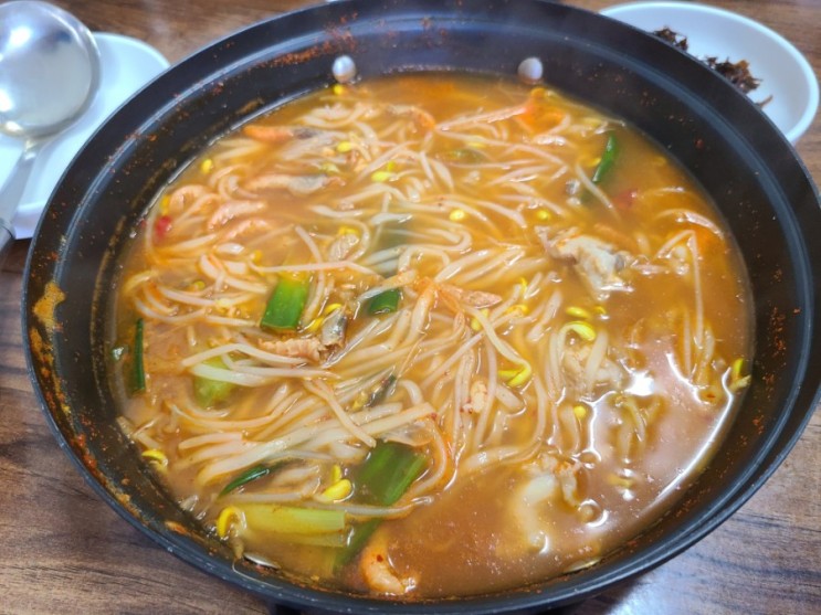 [경북] 포항 구룡포시장에서 모리국수 - 진미식당