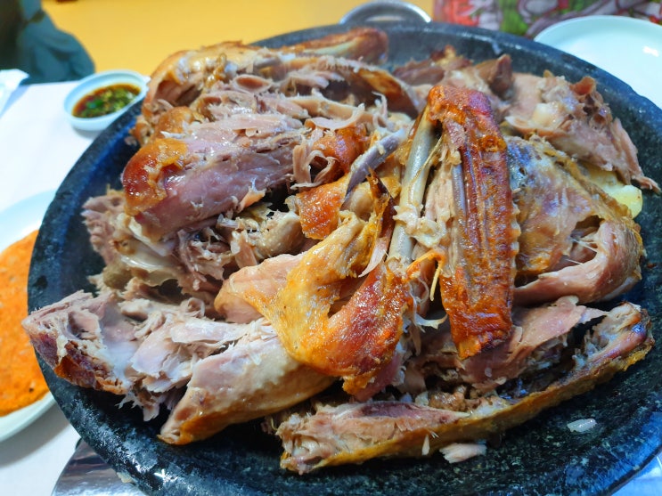  천지황토오리진흙구이 참 맛있어요
