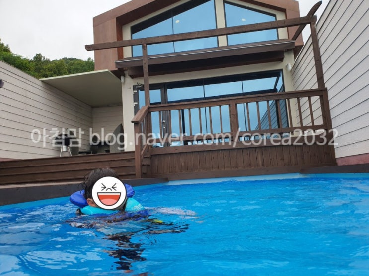  [아이랑 남해 여행] 아이도 정말 좋아했던 깔끔한 풀빌라 엘시아펜션 (펜션계의 가성비 갑!!)