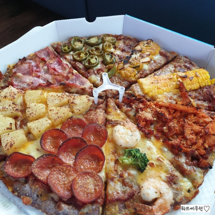 [천안 신부동] 8가지 토핑이 듬뿍 들어간 피자 알볼로 신메뉴 "팔자 피자" 솔직후기