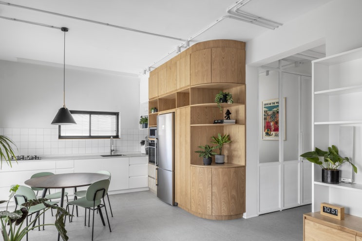 [22평] Tel Aviv Apartment / RUST architects