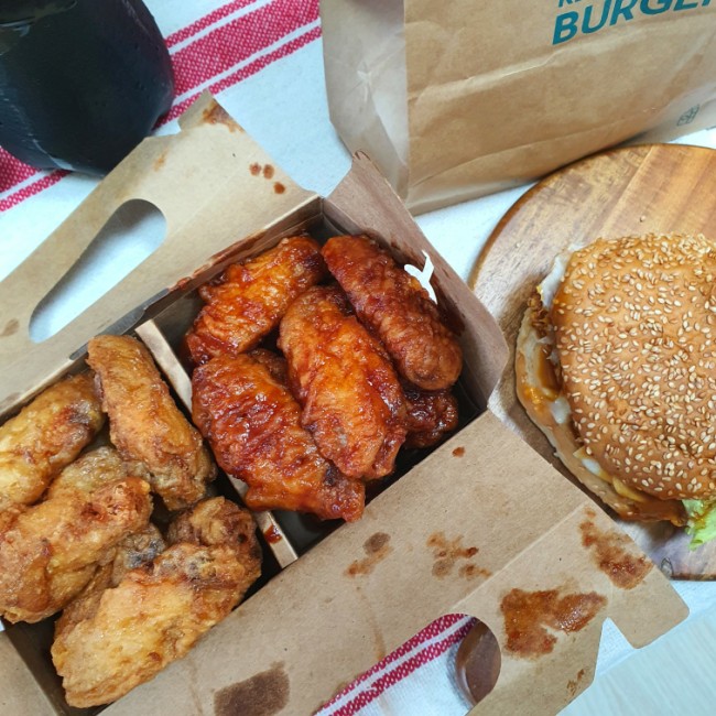  #교촌치킨 #교촌반반윙 #교촌리얼치킨버거