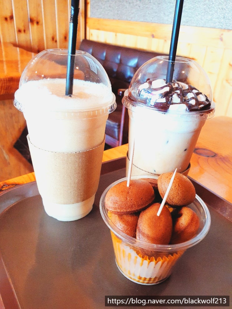  당진 Coffee & Grill 자바카페 후기 - 한진포구 앞 정겨운 분위기의 카페