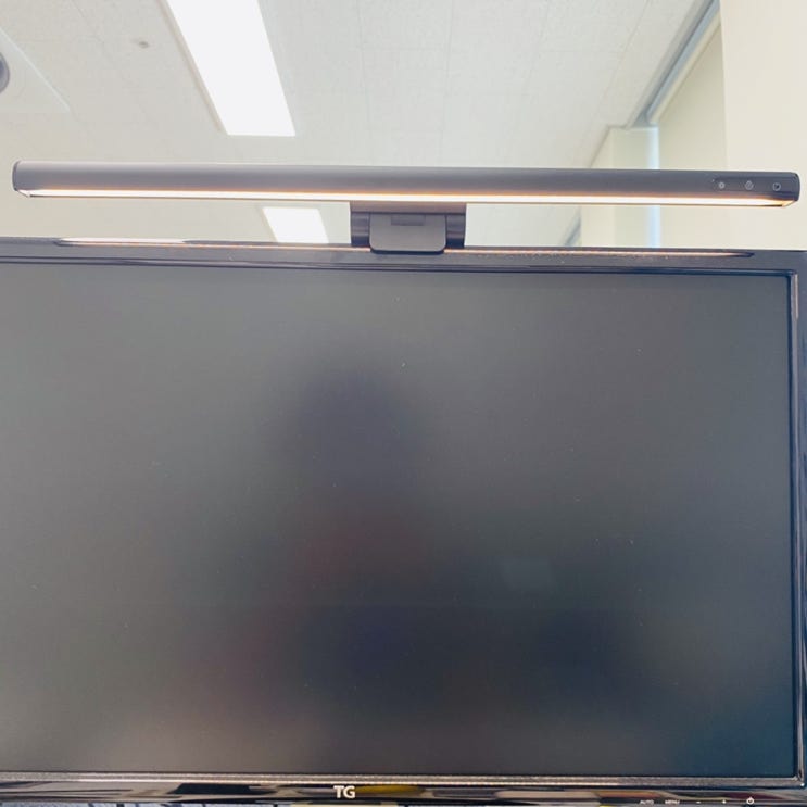  집중력을 높여주는 가성비 짱 모니터 조명 Baseus LED lamp(베이스어스 LED 램프)