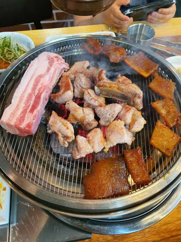  제주도 돼지고기 삼돈이 중화점, 삼겹살 맛집