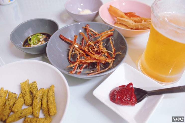  간단한 맥주안주 주전부리 생각날때 포항 띵크건어물 카페 페스츄리오징어 오징어의참맛 김콘