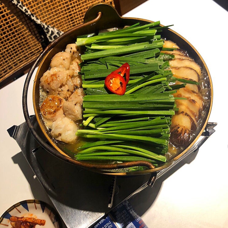  신중동역 맛집 추천, 부천 두산 위브 근처 "일월보관소"