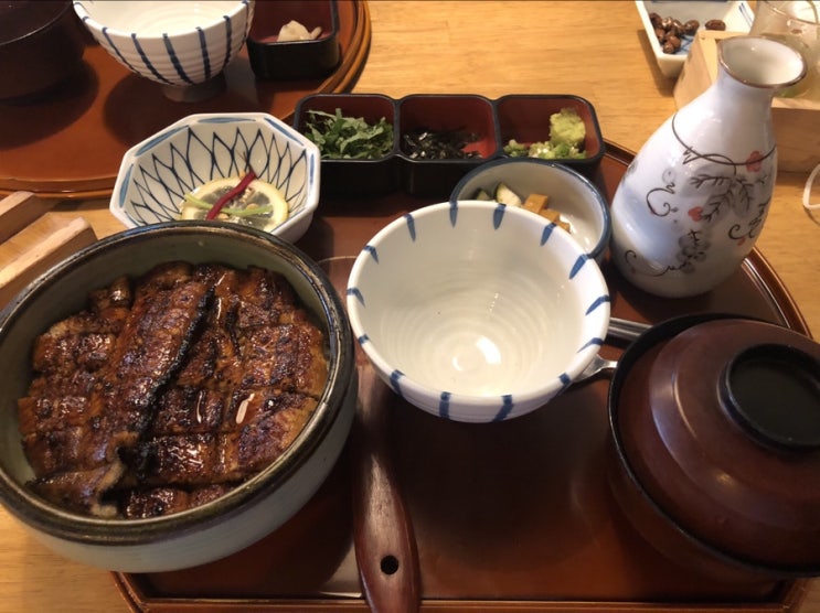  장어 덮밥