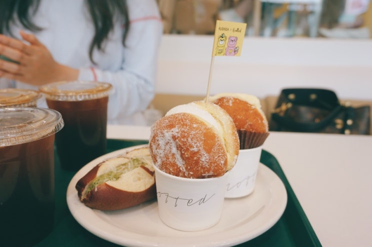  청담카페 노티드 청담 ; 도넛이 맛있는 디저트카페