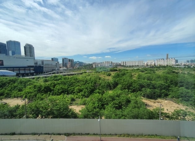  7월 토지거래량 역대 최대…아파트 규제 '풍선효과'