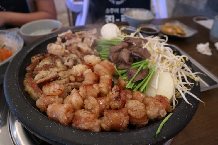  석촌호수 맛집 - 우주곱창 : 곱창&칵테일 두번째 방문><  맛미녀들의 송리단길 데이트