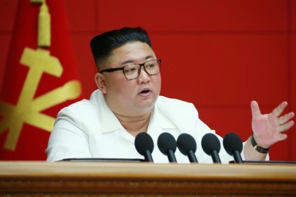  김정은 집권 9년째 통치 스타일 바꾼다?
