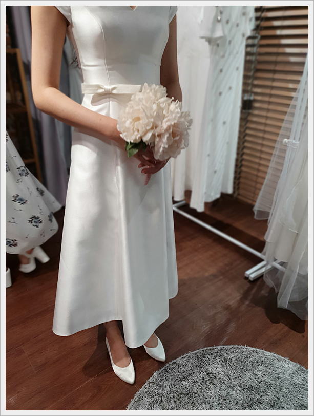  결혼식 2부 이브닝드레스 보고 왔어요