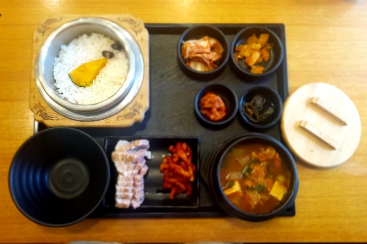  원 할머니 보쌈 답십리 맛집 가마솥 밥 보쌈 반상