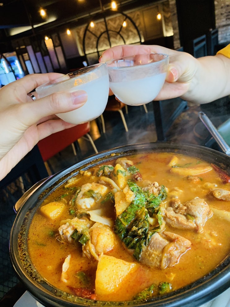  범계술집추천 "한국술집건" :: 닭볶음탕에 막걸리 한~자안~ 맛있는 안주 가성비 좋은 범계핫플