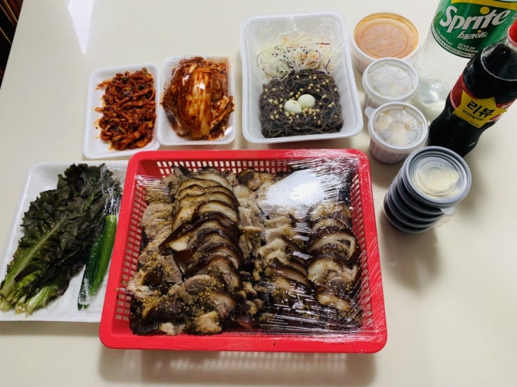  대구 수성구 배달 두산동 명가장족발 (족발특대)