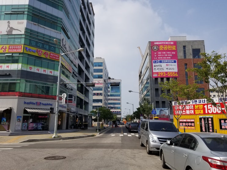  수원 호매실 분수광장이 있는 중심상가 지역을 다녀왔습니다.