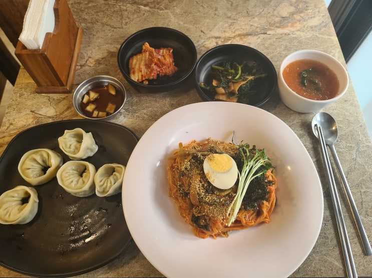  삼청동맛집국수명가열무국수부추만두