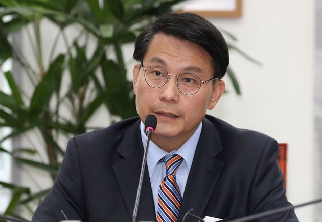  윤상현 국회의원 나이 전부인 아내 전효선 신경아 결혼 이혼 재혼 자녀 딸