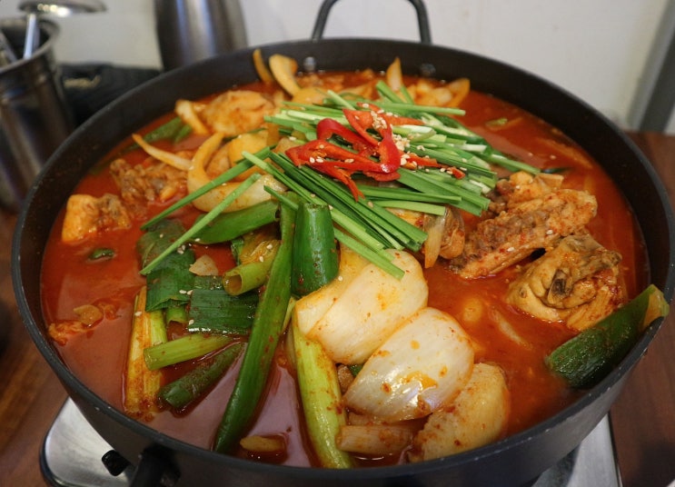  하남 신장동 "진뚝닭" 한방 닭볶음탕으로 푸짐한 한 끼 (하남신장동닭볶음탕/하남신장동배달)