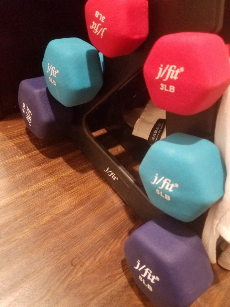  새벽 루틴, 윗몸1000개를 마치고.....