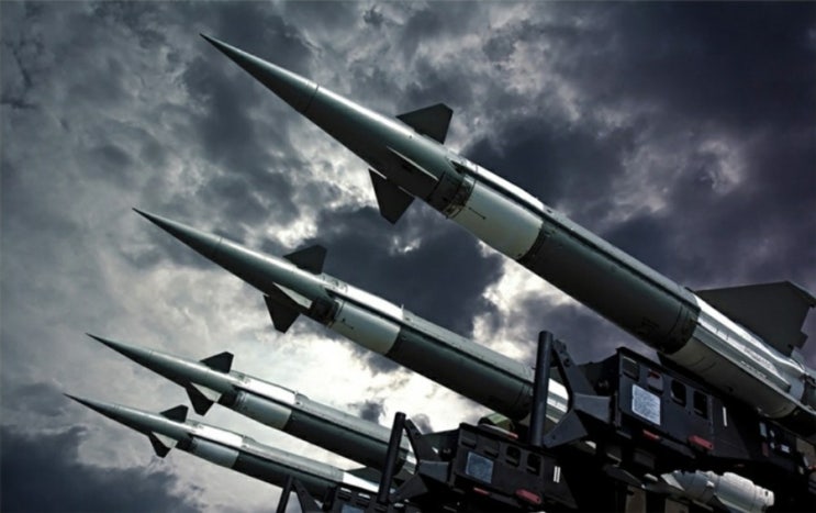 극초음속 미사일 치명적인 위력 :: 극초음속 무기 보유 국이 세계패권을 가질수있다