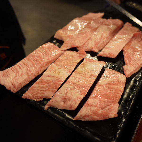 [강남역삼겹살] 육즙가득 이베리코 맛집, 신논현고기집“하몽하몽이베리코 강남역점”