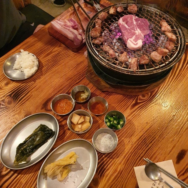  홍대 고기집 고기꾼김춘배 홍대 점심식사하기 딱