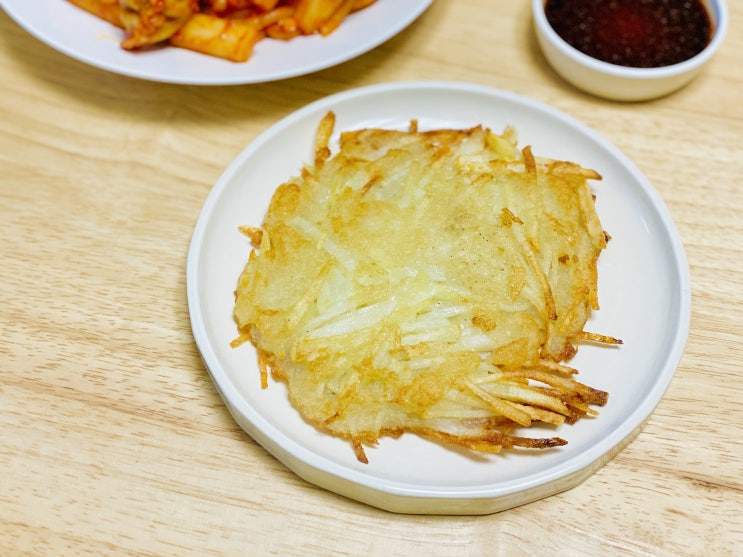 강판 활용 감자전 만드는 방법 비 오는 날 야식 술안주 추천