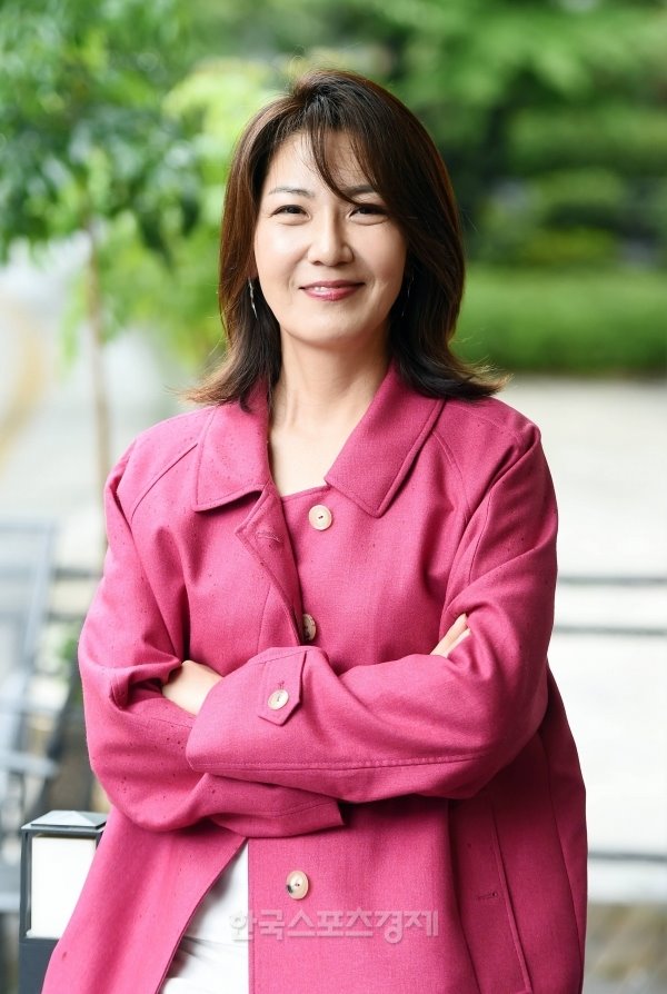  배우 서이숙 나이 고향 교수 키 학력 결혼 남편 남자친구 이혼 재혼 인스타 밥블레스유 남동생 엄마 어머니 드라마 영화 출연작