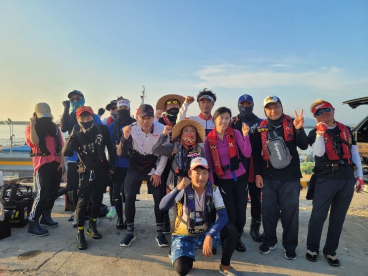  (낚시하는관장님)8월 17일 대천항 금까마귀호 광어다운샷