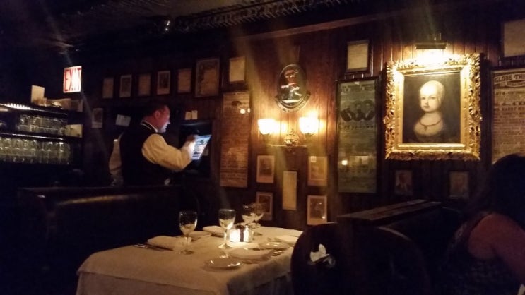  Keens Stake house Keens Chophouse킨즈스테이크
