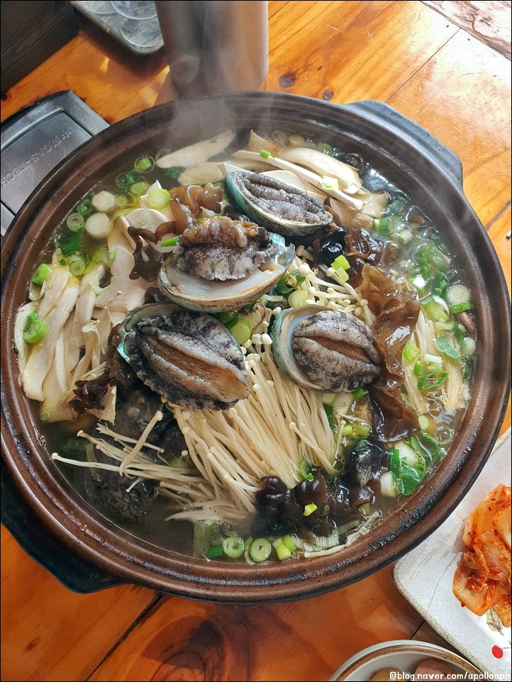 애월맛집 보양식으로 최고였던 활오복탕이 맛있는 뚱딴지