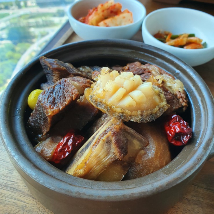 서울 뷰 좋은 레스토랑, 사대부집 곳간과 콘래드 서울 버티고!