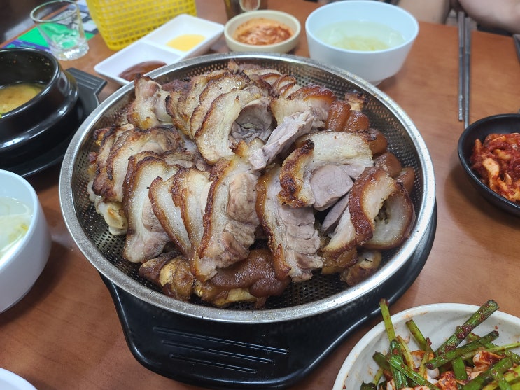  청량리역장충족발맛집바베큐족발
