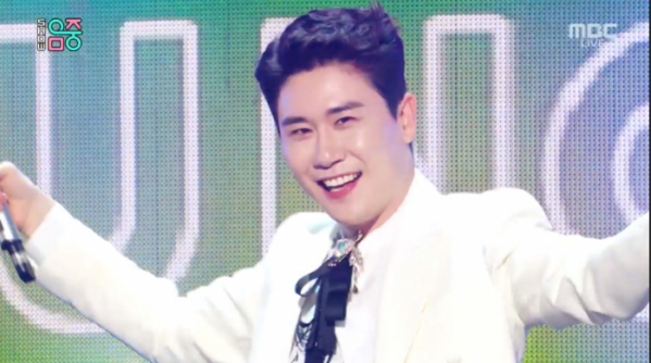  영탁 나이 키 학력 고향 혈액형 몸무게 종교 군대 병역 데뷔 가족관계 뽕숭아학당 미스터트롯 막걸리 본명 생일