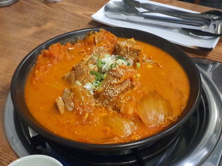 강남역 - 더드림 김치찜, 김치요리, 왕돌판삼겹 전문점 후기