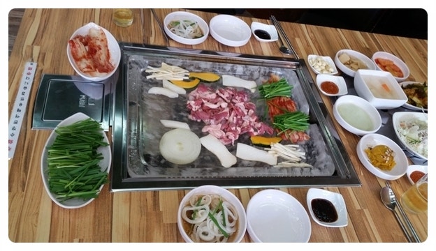 수정한우한돈구이 이미지