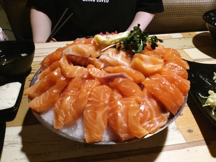  성동구 왕십리 룸있는 연어 무한리필 식당 연어왕국