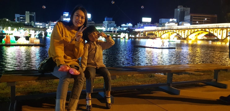 올해는 안하겟지?? 안녕..불꽃놀이