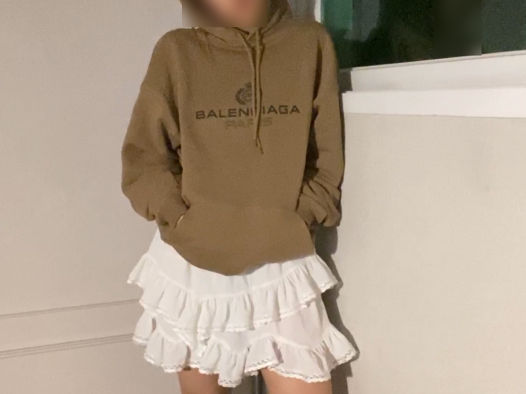  200828 데일리룩 ;; BB 월계수 후드 + 마랑 스커트