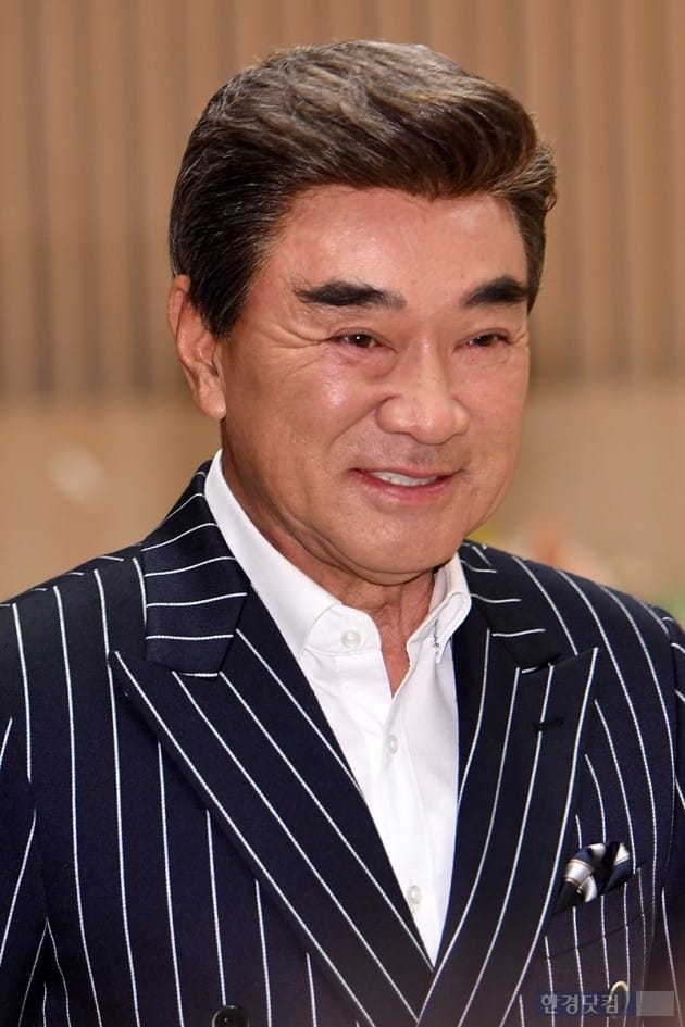  이덕화 나이 대머리 가발 부인 아내 김보옥 직업 딸 이지현 결혼 남편 아빠 아들 이태희 키 학력 고향 집안 리즈 자녀