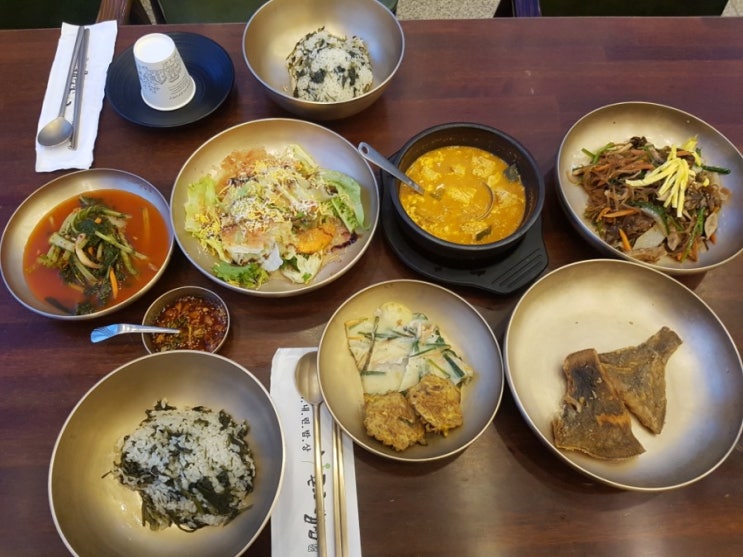 밥이 보약이랬지! 산이내린밥상 곤드레밥집 동탄점