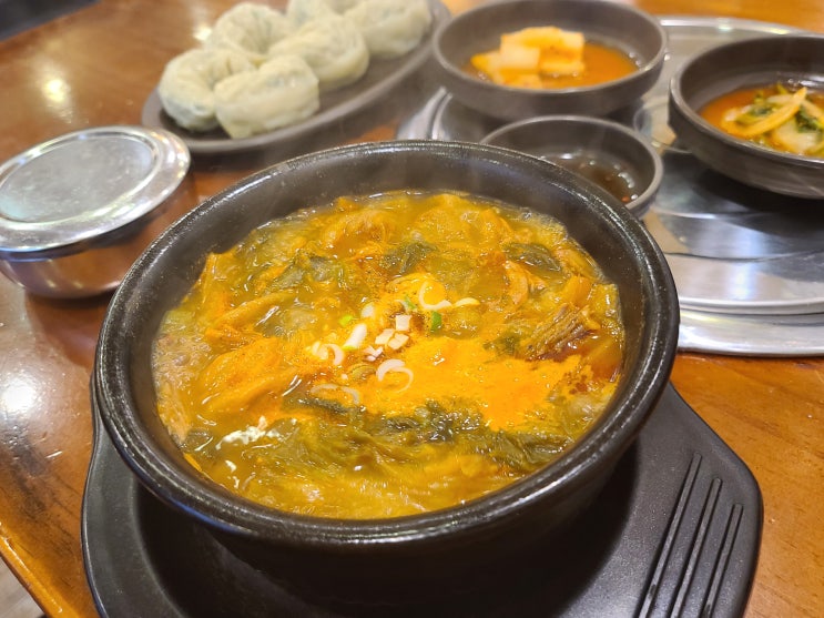  대학동맛집전설애국밥국내산한우